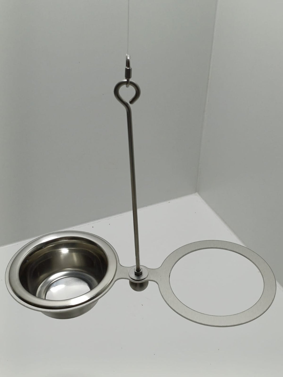 Swinging Bowls Futterschaukel mit zwei Näpfen aus Edelstahl