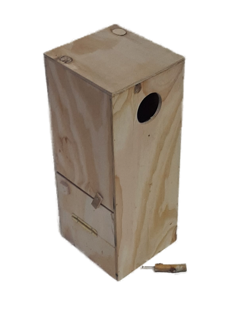 Großer Sittich Nistkasten 23×25×60 cm mit Einschlupfloch Ø 8 cm und Kontrollklappe.