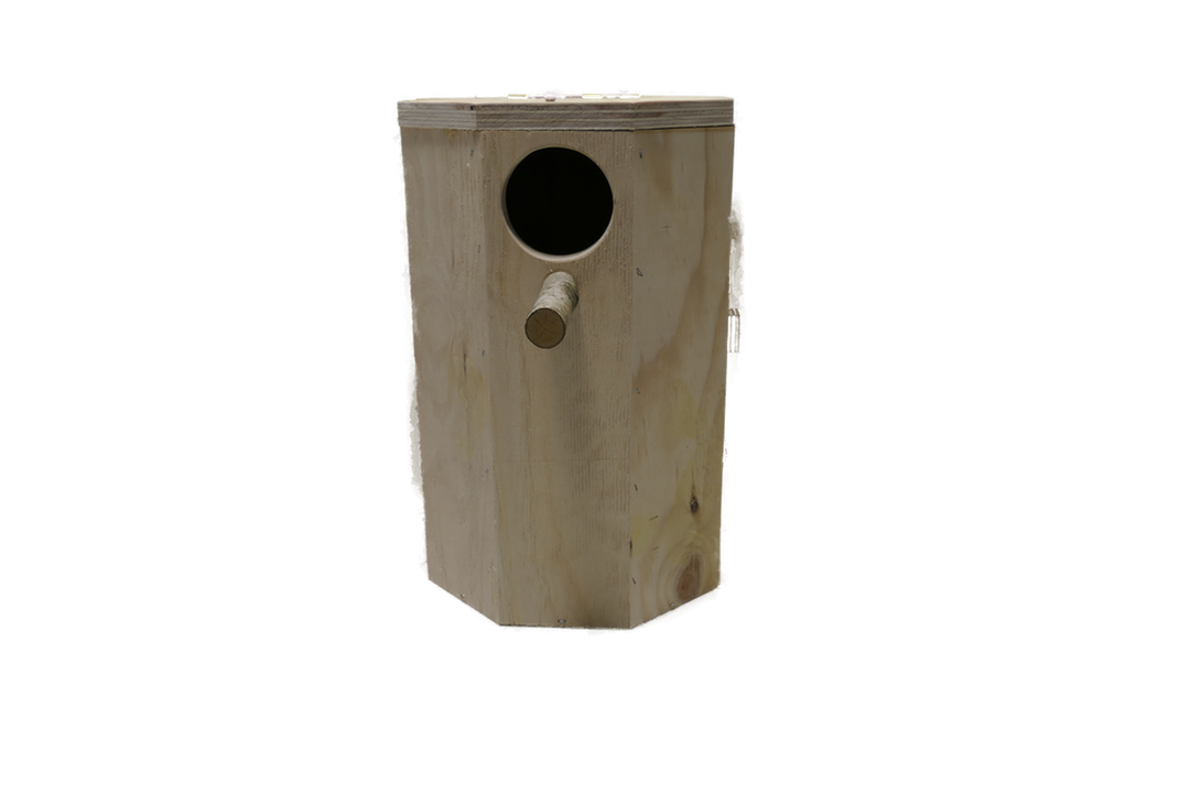Holznistkasten 8-Eck für Pflaumenkopfsittiche, Schildsittiche, Rosellasittiche und Glanzflügelpapageien.