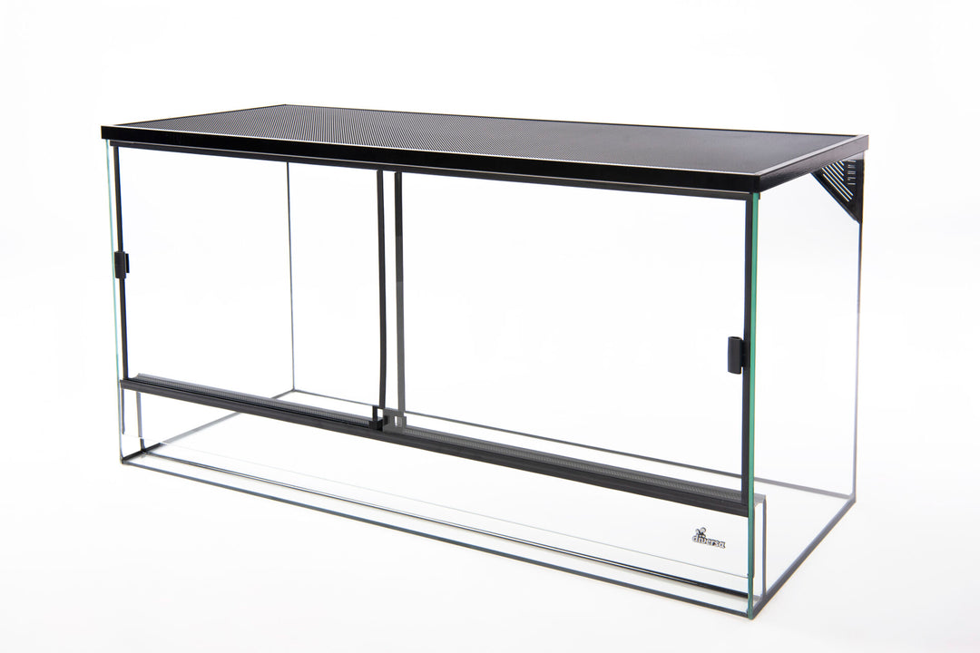 Terrarium mit Belüftungsgitter oben