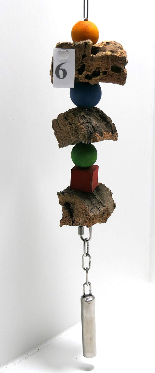 Nymphensittich Kork Schrederspaß Nr. 6 mit Glocke – handgefertigt.