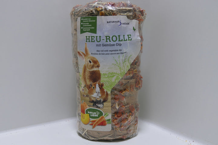 Heu - Rolle mit Gemüse - Dip