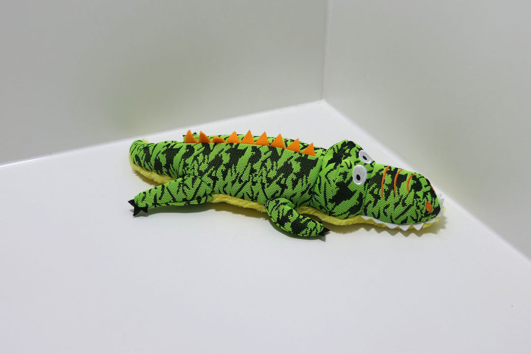 Spielzeug  Krokodil grün